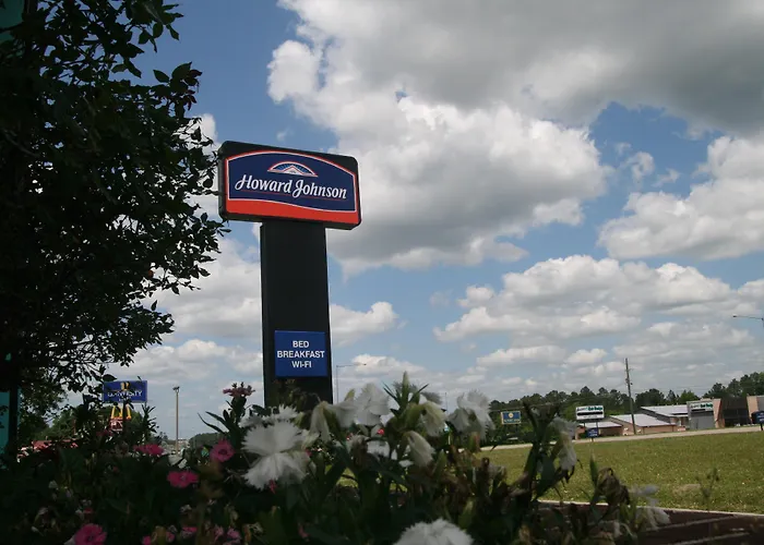 Howard Johnson By Wyndham Hattiesburg
