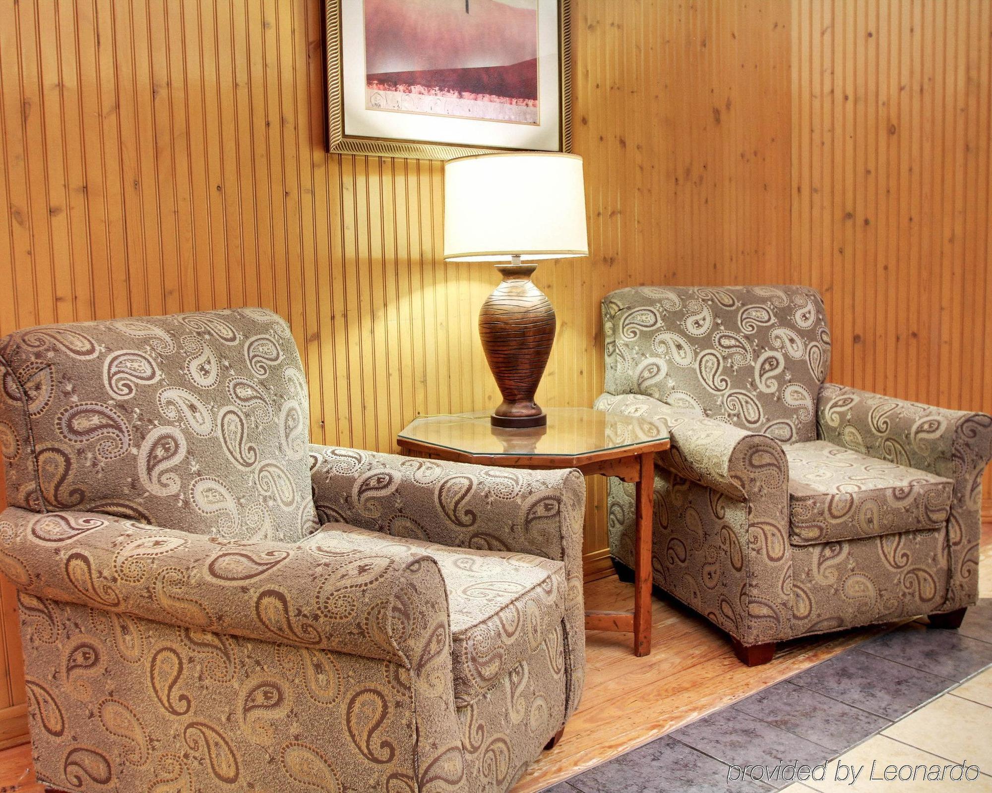 Howard Johnson By Wyndham Hotel
